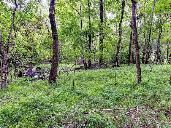 3rd image of 200 Jolly Pond Rd