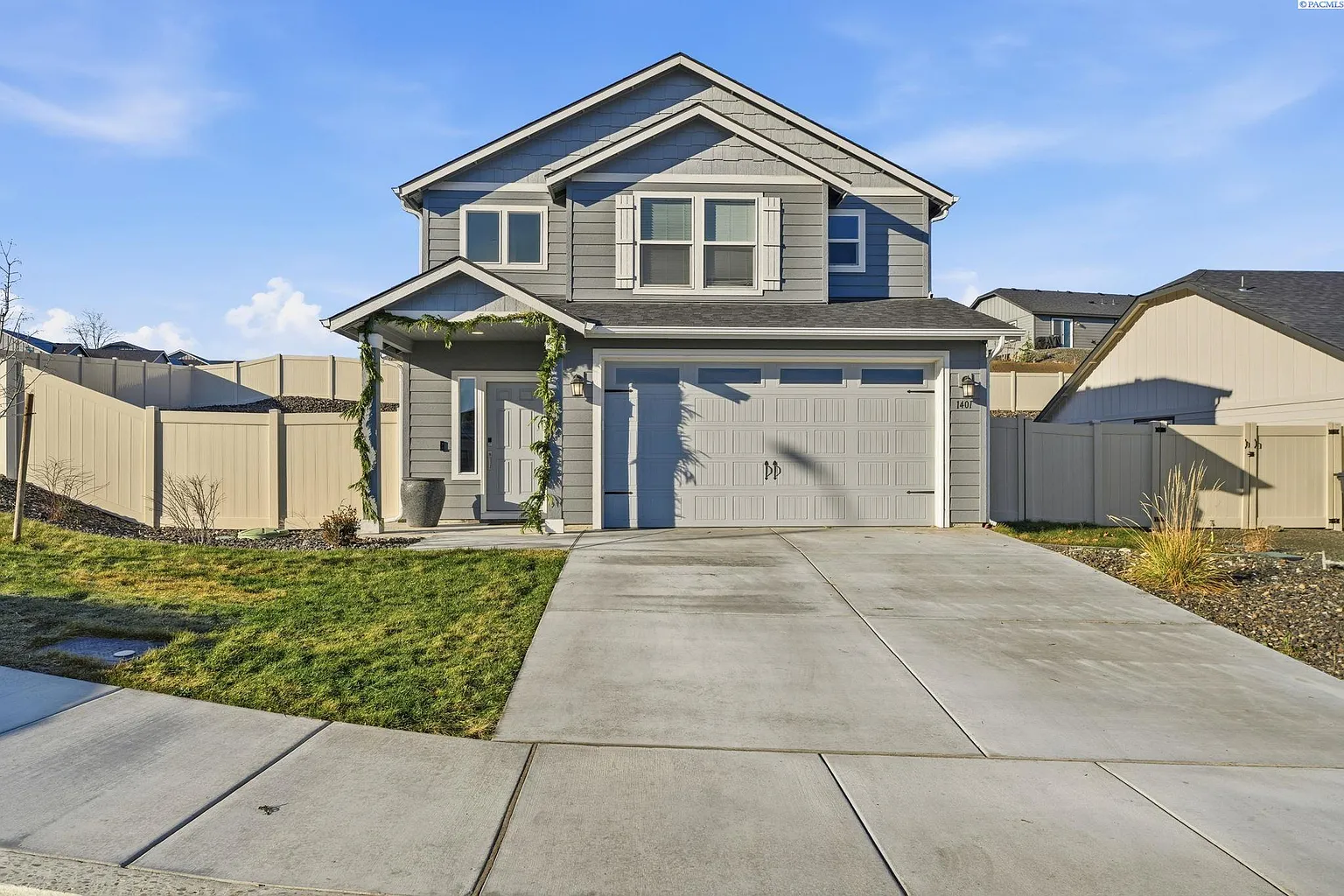 1401 8th St photo 1