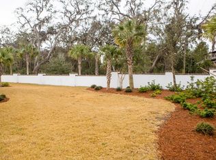 1702 Mariners Cir, St Simons Island, GA 31522