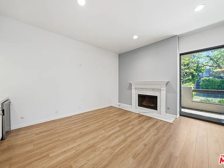 141 S Linden Dr #206 — Photo 53