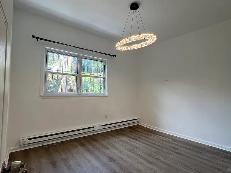 1528 S Broad St — Photo 6