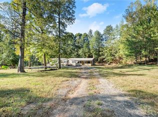 643 Nichols Rd, Pendergrass, GA 30567