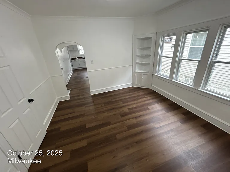 1560 S 26th St — Photo 5