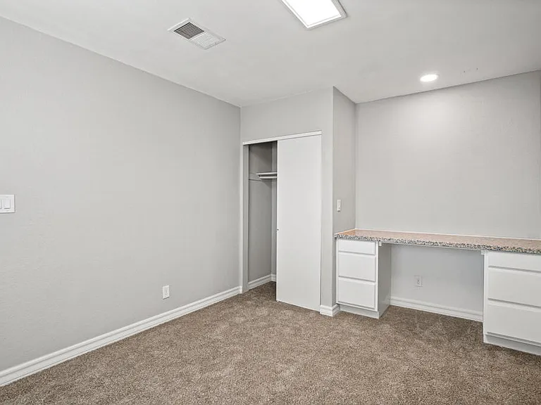 12115 Royal Woods Dr — Photo 27