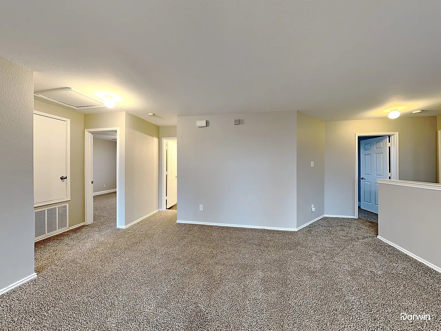 5 bed, 2.5 bath, 2975 sqft, $2,250 — Photo 3