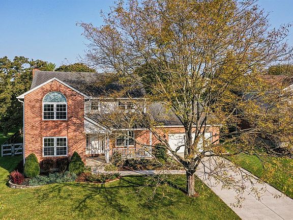 2nd image of 8135 Lakevalley Dr