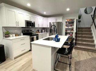 6554 S Aspen Ln, South Weber, UT 84405