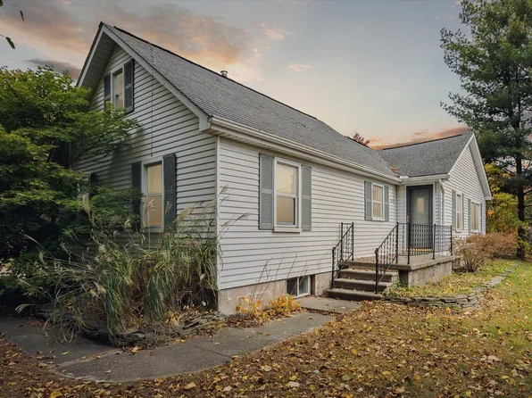 1275 Milan Oakville Rd, Milan, MI 48160