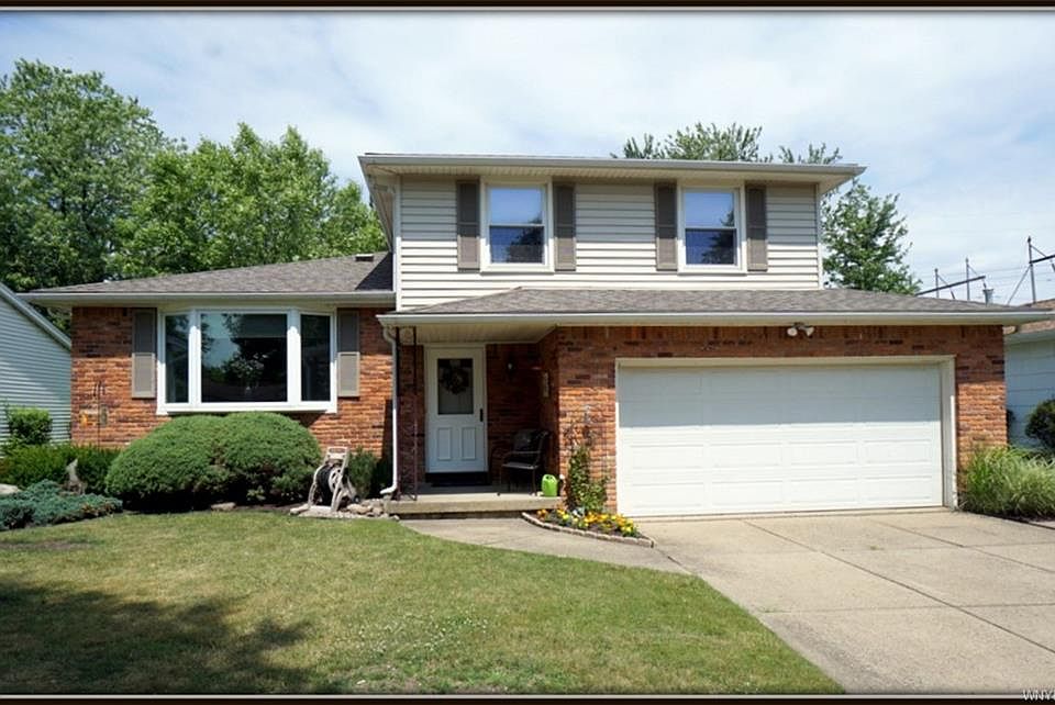 1st image of 547 Brookwood Dr