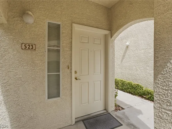 2975 Bluegrass Ln APT 523, Henderson, NV 89074