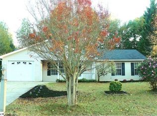 411 Maplewood Cir, Greer, SC 29651