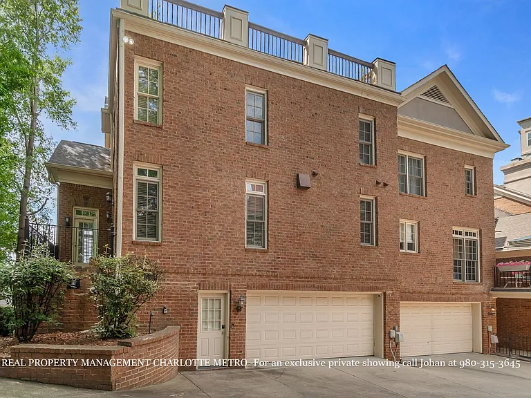529 Queens Rd — Photo 85