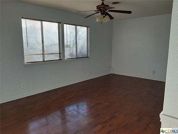 4th image of 1222 Alta Vista Dr
