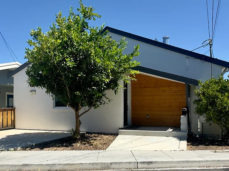 914 Everett Ave — Photo 75