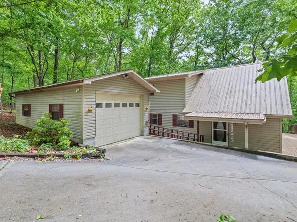 344 Robertson Dr, Blairsville, GA 30512
