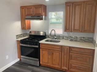 8216 Comolette St, Downey, CA 90242