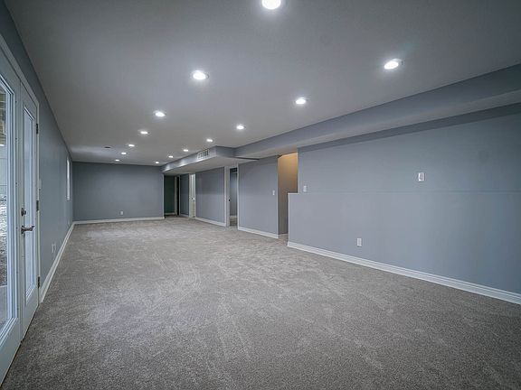 5th image of 1521 Saratoga Ln