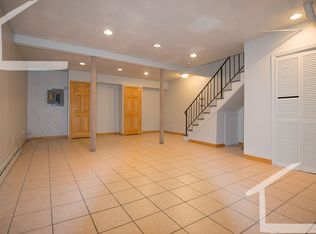 148 Thorndike St UNIT 148, Brookline, MA 02446