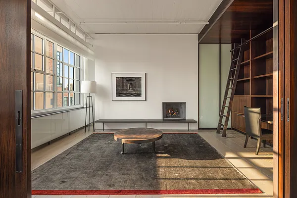Living room, photo 7