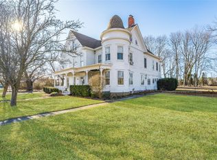 1982 Main Rd, Laurel, NY 11948