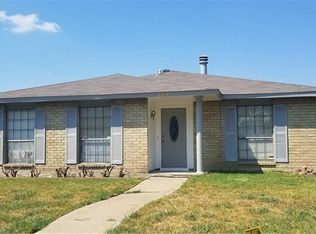 2909 Sweet Gum St, Garland, TX 75044
