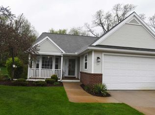 846 E Barrington Cir, Jackson, MI 49203