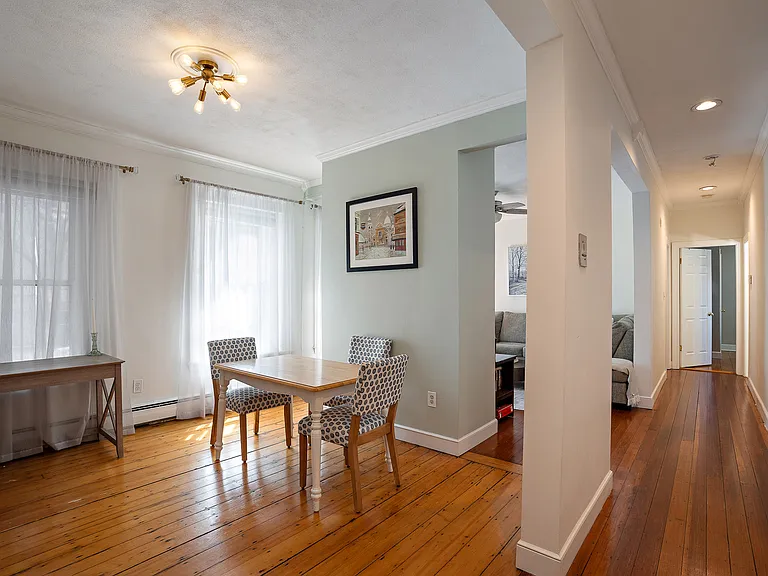 1 Bartlett St #2 — Photo 3