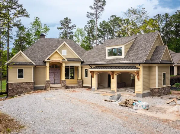 1011 Lake Pointe S, Greensboro, GA 30642