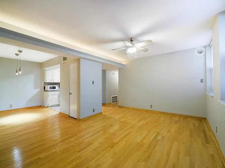 7571 Wellington Way #1A — Photo 5