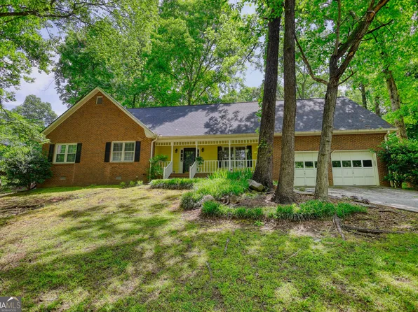 2678 Sherman Oaks Dr, Snellville, GA 30039