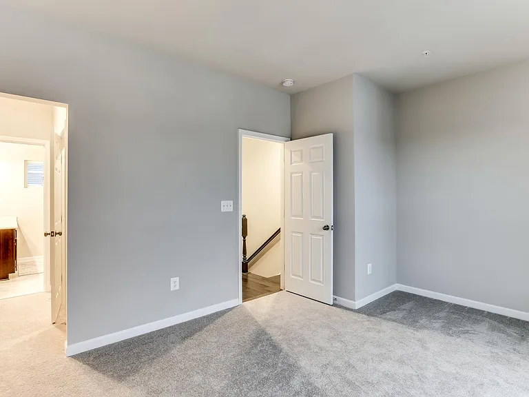 215 Wesley Brown Ln — Photo 29