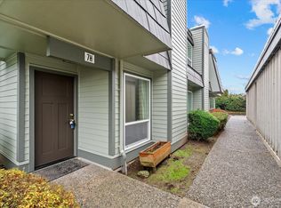 Fourth Avenue Villiage, Everett, WA 98204