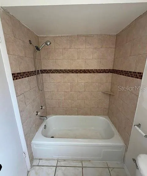 263 La Paz Dr — Photo 15