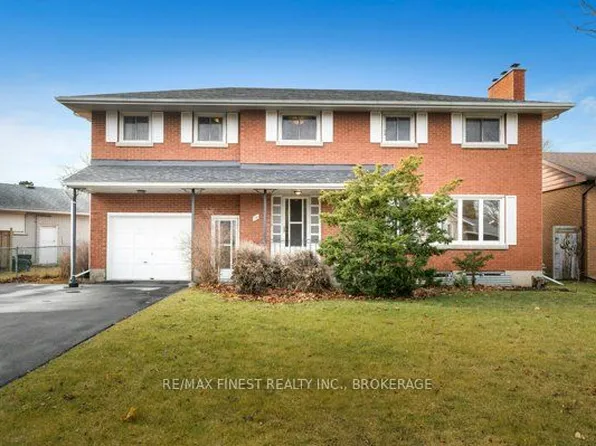 14 Machar Pl, Kingston, ON K7M 1L6