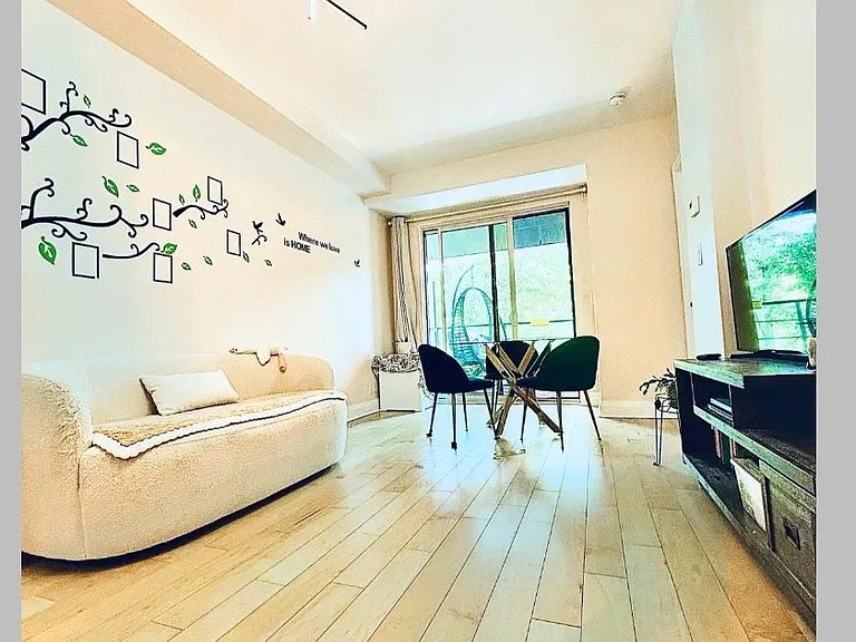 21 Clairtrell Rd #213 — Photo 4