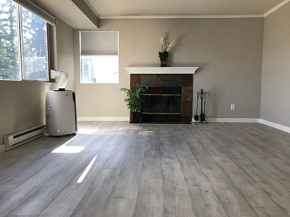 3rd image of 4131 178th Ln SE APT 1