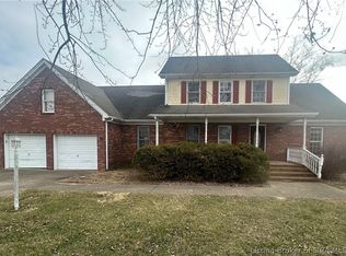 107 N Walker Boulevard, Salem, IN 47167