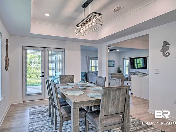 4th image of 4660 Casablanca Dr