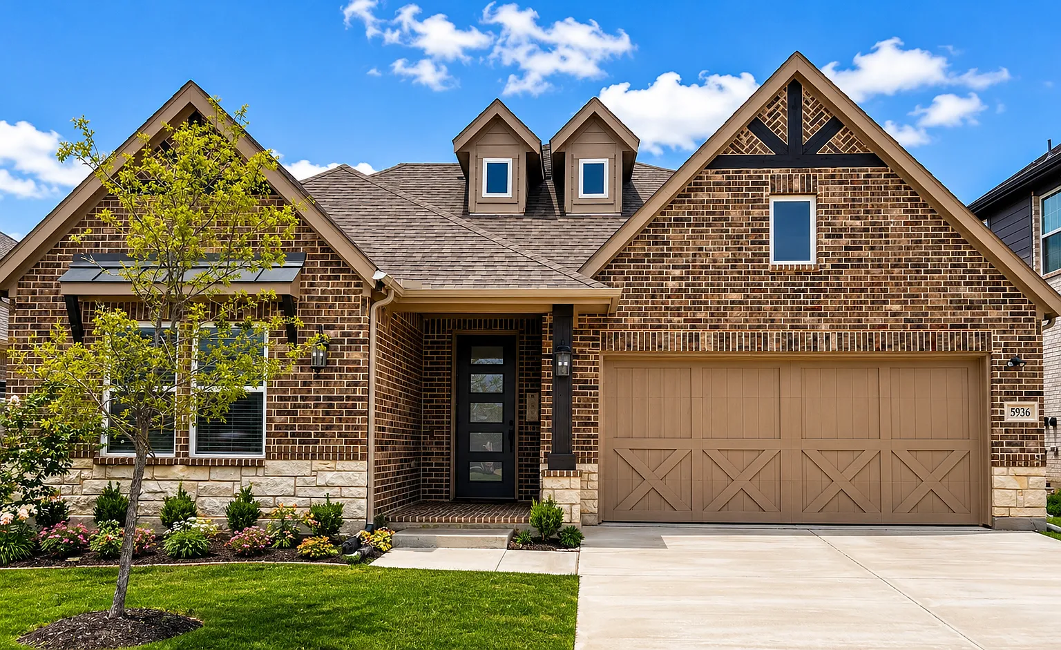 3 bed, 2.5 bath, 1930 sqft, $2,549 — Photo 1