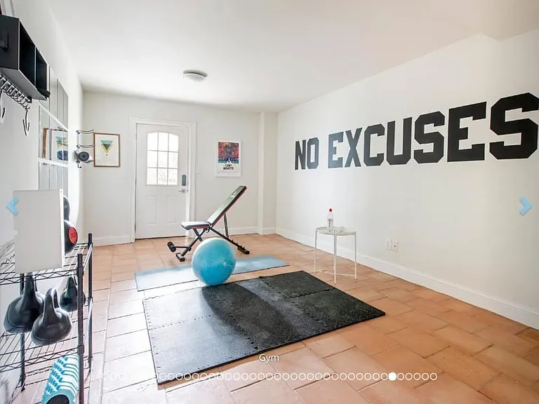 745 Kirkwood Ave SE — Photo 9