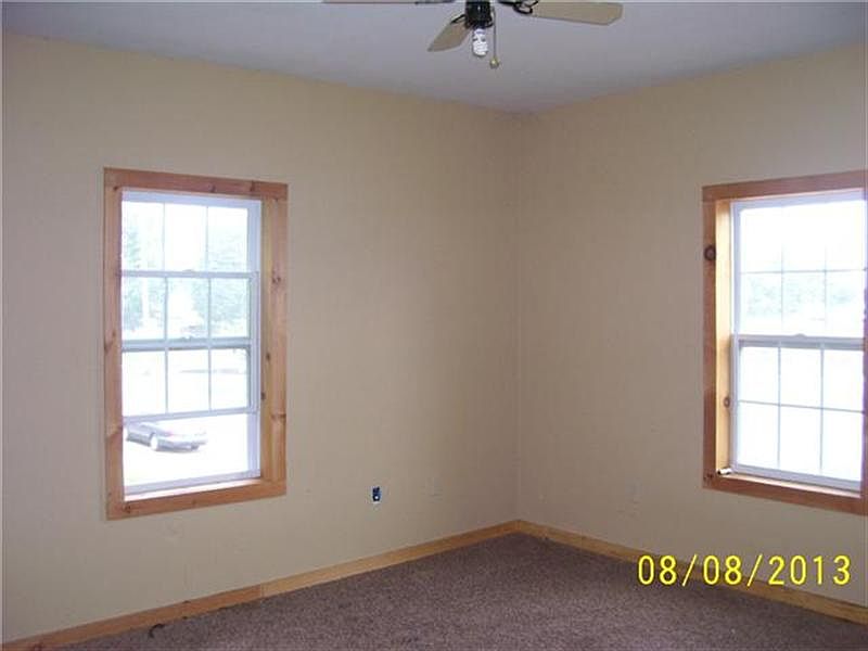 2nd image of 419 Wright St
