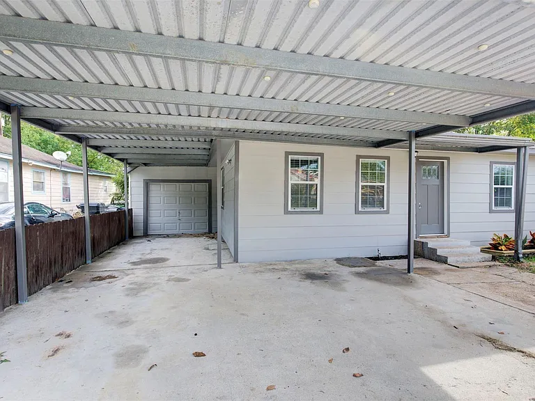 4220 Delhi St — Photo 24
