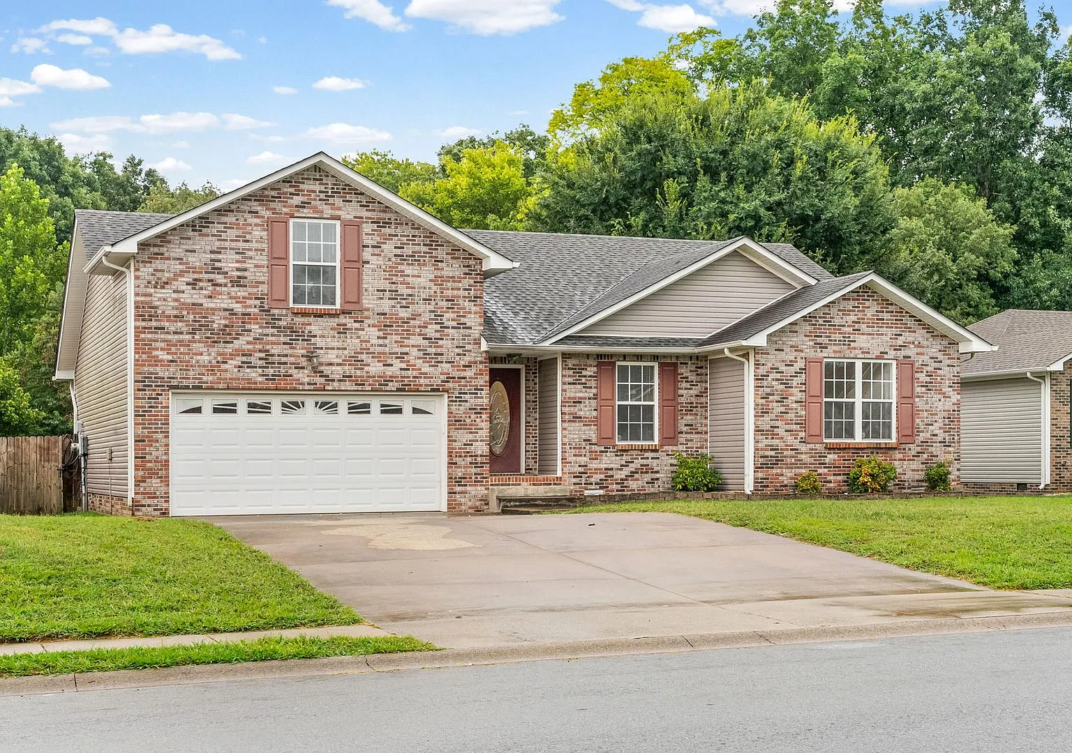 3129 Twelve Oaks Blvd. — Photo 2