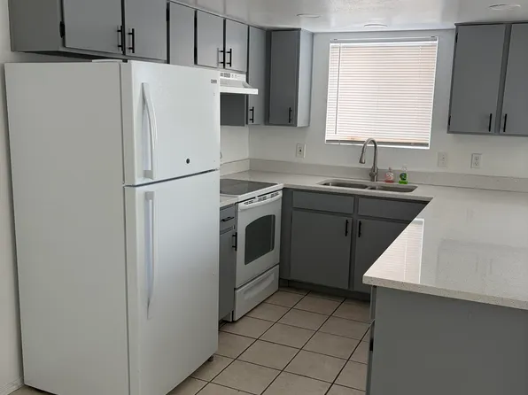 2044 S Del Rio Dr #3, Apache Junction, AZ 85120