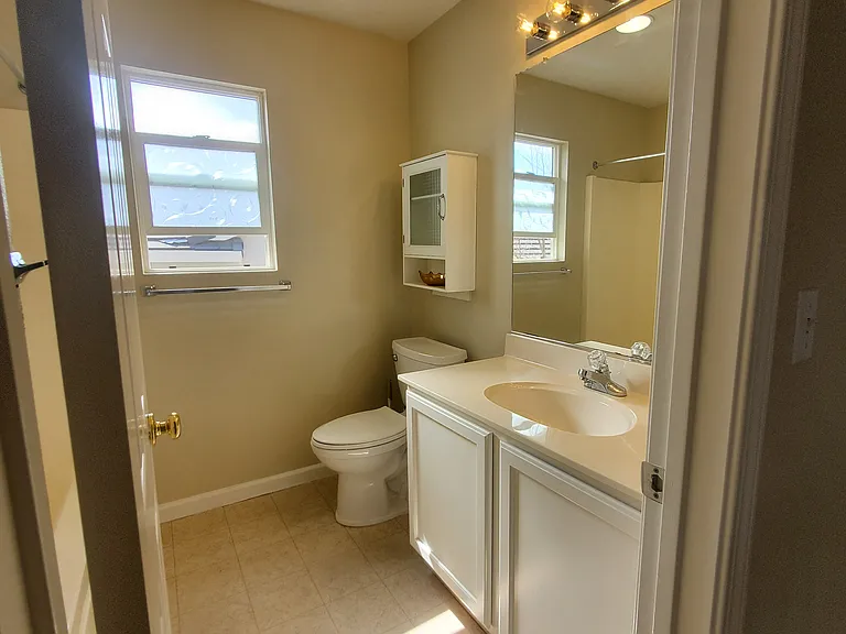 4234 Crazy Horse Rd — Photo 20