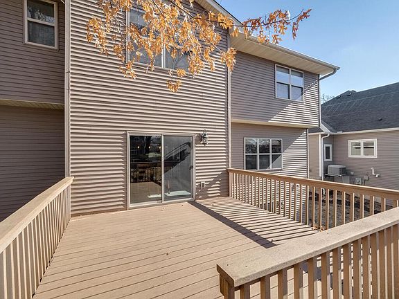 5th image of 16074 Rhinestone St NW