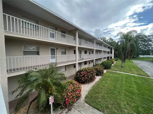 3987 MACEACHEN BOULEVARD #121, SARASOTA, FL 34233