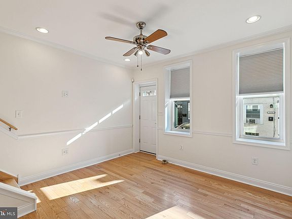 4th image of 2355 E Harold St