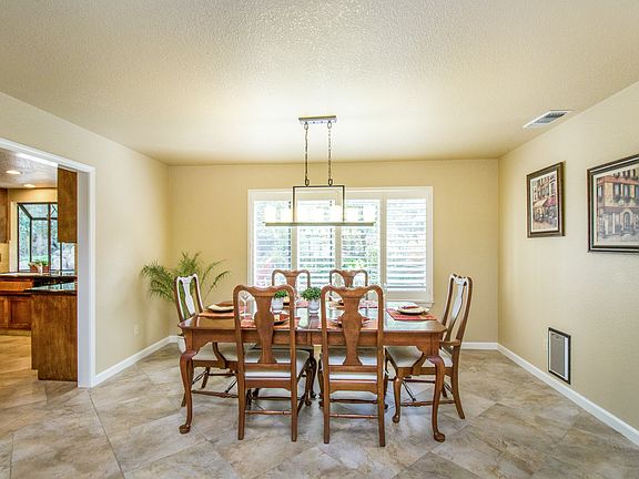 5th image of 5500 Castleford Way