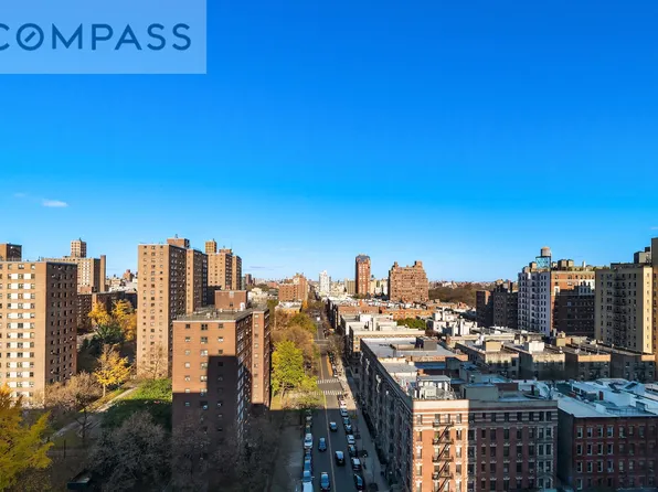 392 Central Park W, New York, NY
